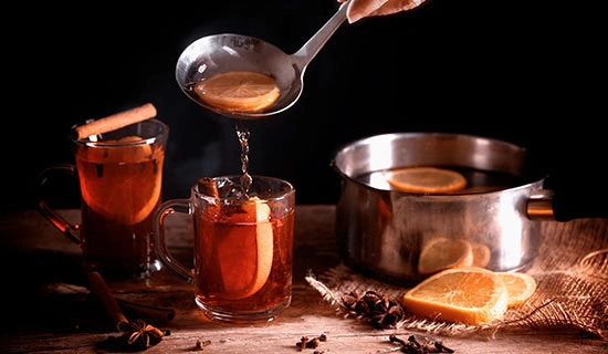 【热葡萄酒】 Lounge